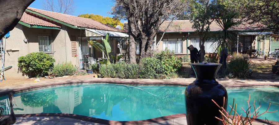 4 Bedroom Property for Sale in Meadowbrook Gauteng