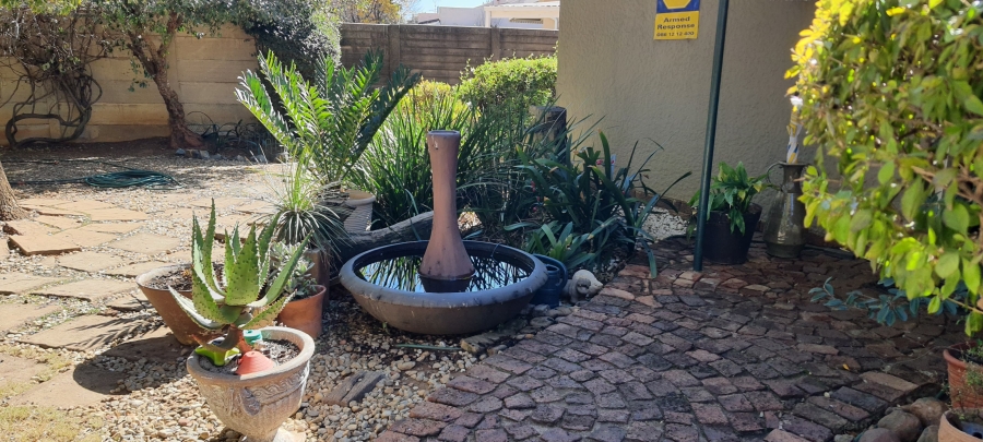 4 Bedroom Property for Sale in Meadowbrook Gauteng