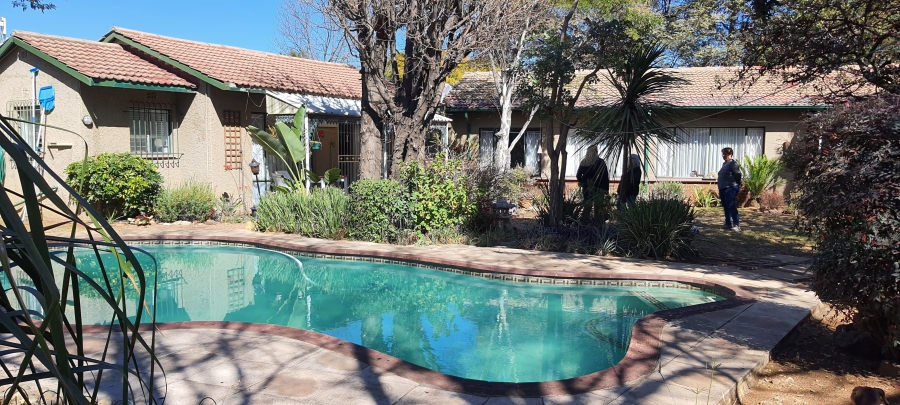 4 Bedroom Property for Sale in Meadowbrook Gauteng