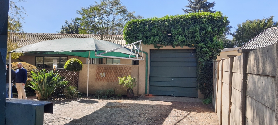 4 Bedroom Property for Sale in Meadowbrook Gauteng