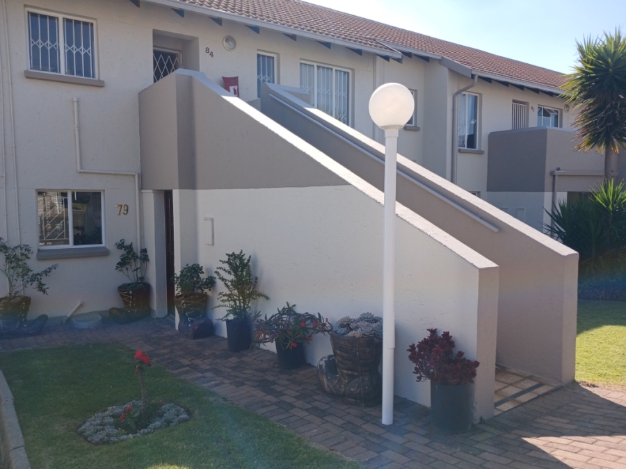 2 Bedroom Property for Sale in Eden Glen Gauteng