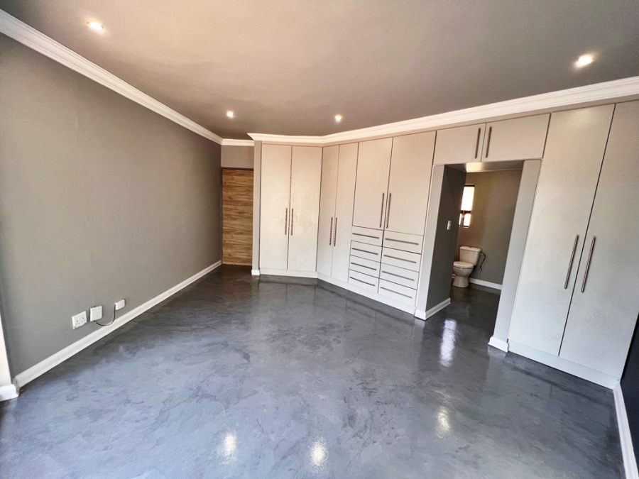 3 Bedroom Property for Sale in Highveld Gauteng