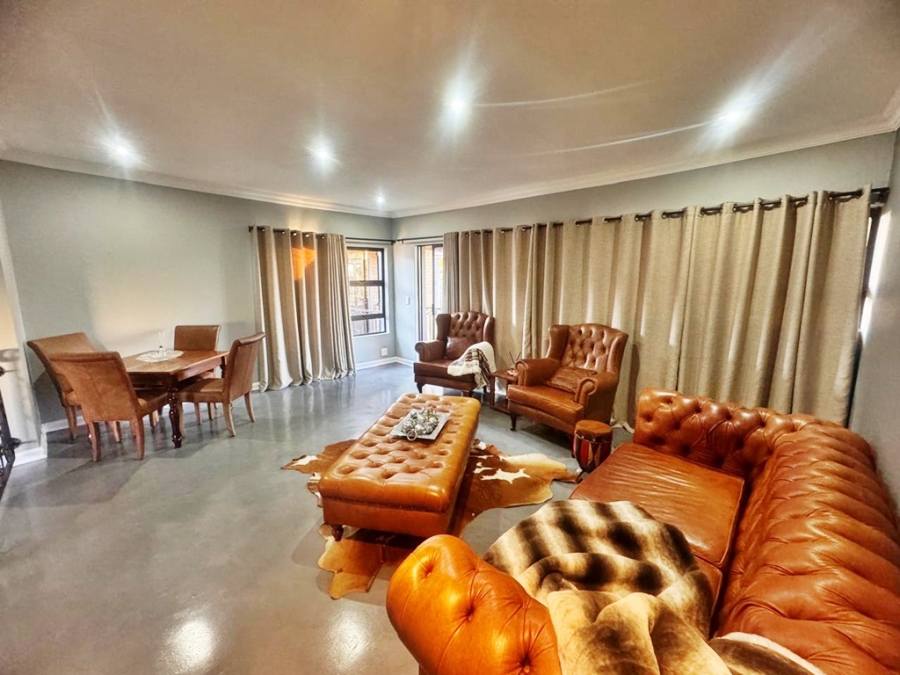 3 Bedroom Property for Sale in Highveld Gauteng