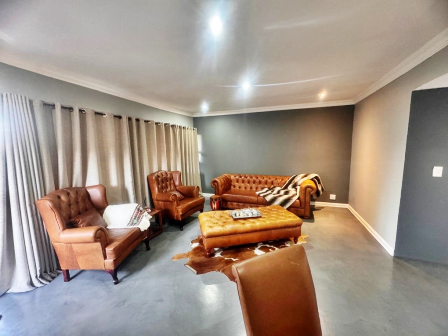 3 Bedroom Property for Sale in Highveld Gauteng