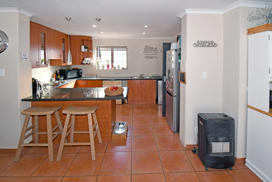 2 Bedroom Property for Sale in North Riding Gauteng