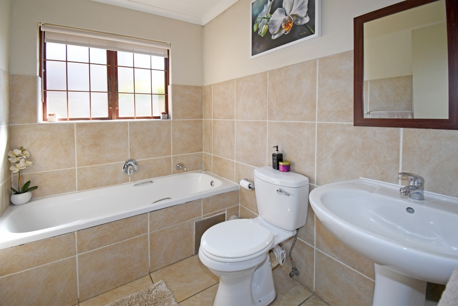 2 Bedroom Property for Sale in North Riding Gauteng