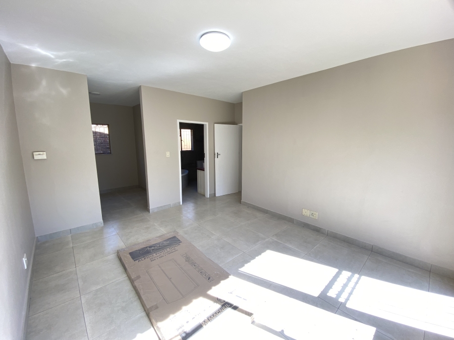 5 Bedroom Property for Sale in Wonderboom Gauteng