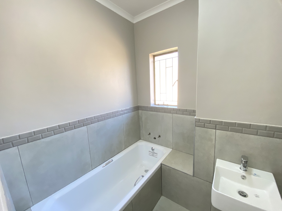 5 Bedroom Property for Sale in Wonderboom Gauteng