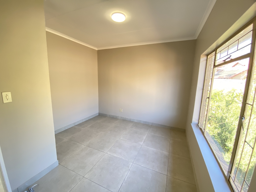 5 Bedroom Property for Sale in Wonderboom Gauteng