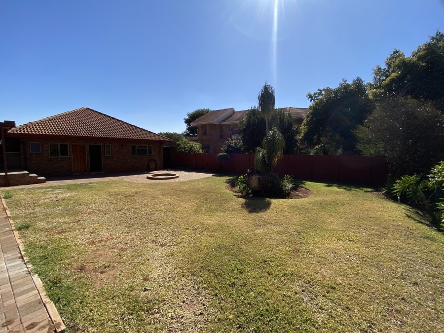 5 Bedroom Property for Sale in Wonderboom Gauteng