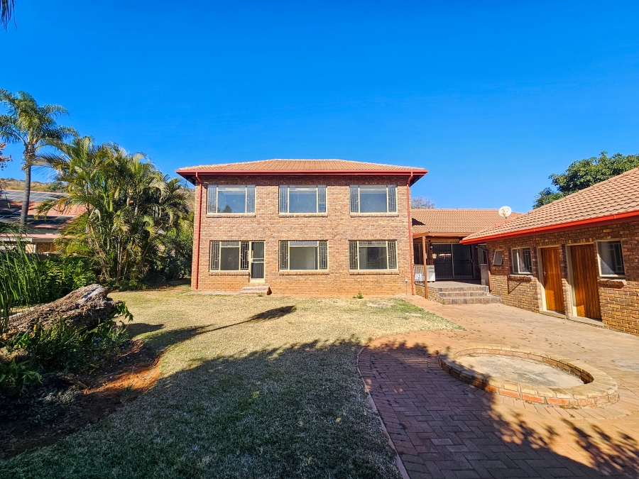 5 Bedroom Property for Sale in Wonderboom Gauteng