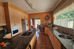 4 Bedroom Property for Sale in Wierda Park Gauteng