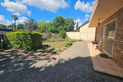 4 Bedroom Property for Sale in Wierda Park Gauteng