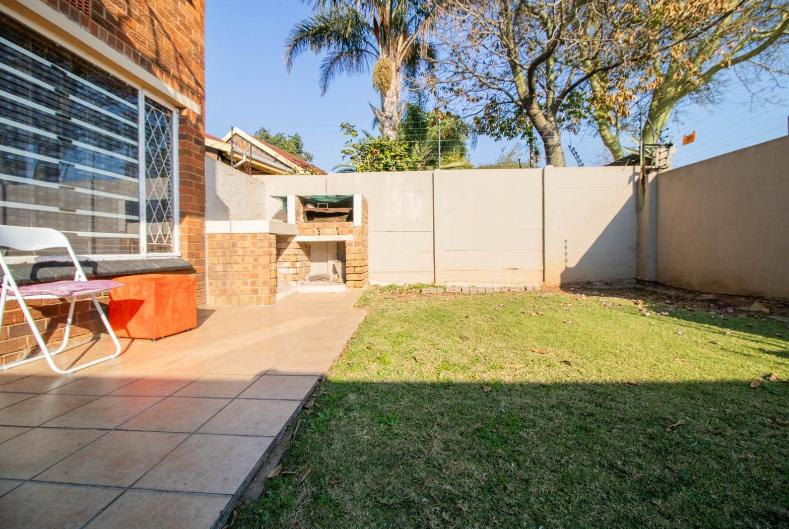 1 Bedroom Property for Sale in Edenvale Central Gauteng