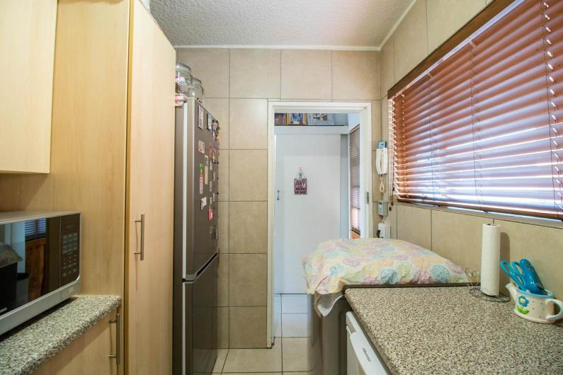 1 Bedroom Property for Sale in Edenvale Central Gauteng