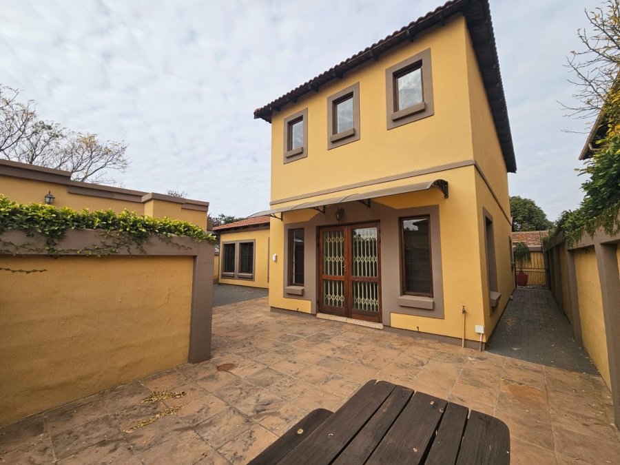 To Let 3 Bedroom Property for Rent in Sinoville Gauteng