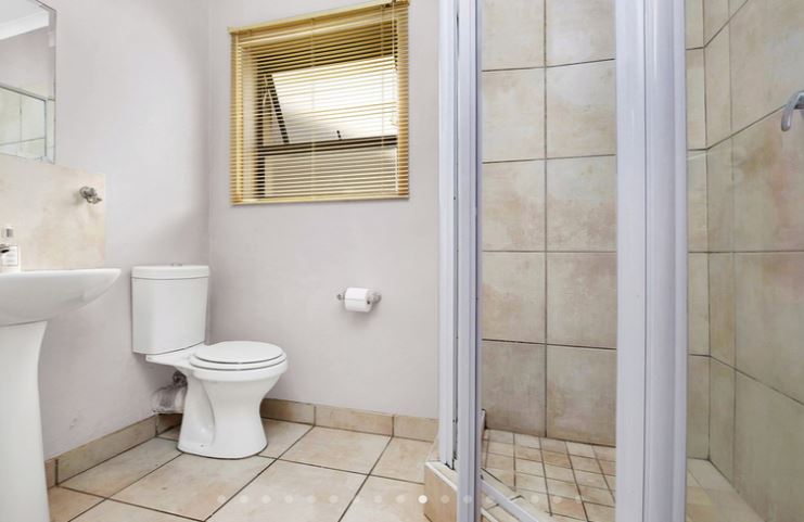 To Let 2 Bedroom Property for Rent in Greenstone Hill Gauteng