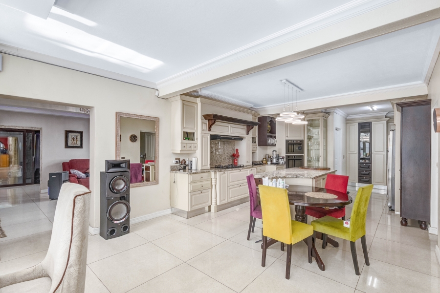 4 Bedroom Property for Sale in Douglasdale Gauteng