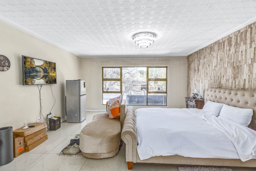 4 Bedroom Property for Sale in Douglasdale Gauteng