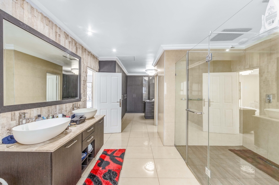4 Bedroom Property for Sale in Douglasdale Gauteng
