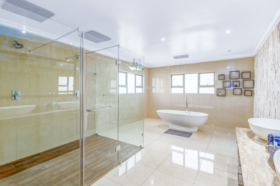 4 Bedroom Property for Sale in Douglasdale Gauteng
