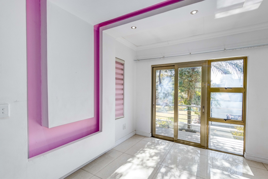4 Bedroom Property for Sale in Douglasdale Gauteng