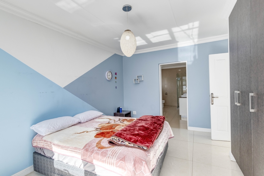 4 Bedroom Property for Sale in Douglasdale Gauteng