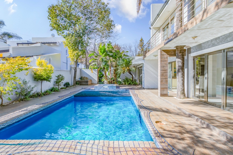 4 Bedroom Property for Sale in Douglasdale Gauteng