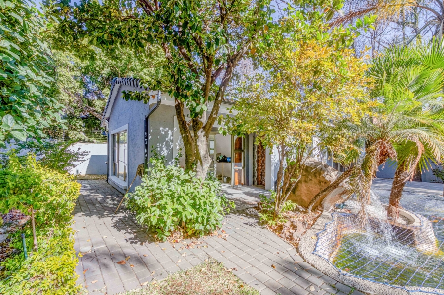 4 Bedroom Property for Sale in Douglasdale Gauteng
