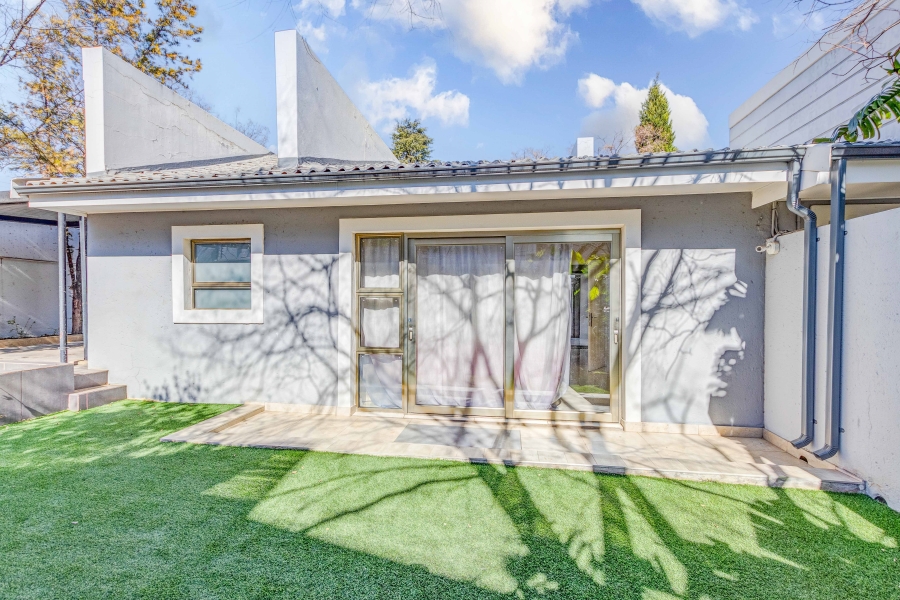 4 Bedroom Property for Sale in Douglasdale Gauteng