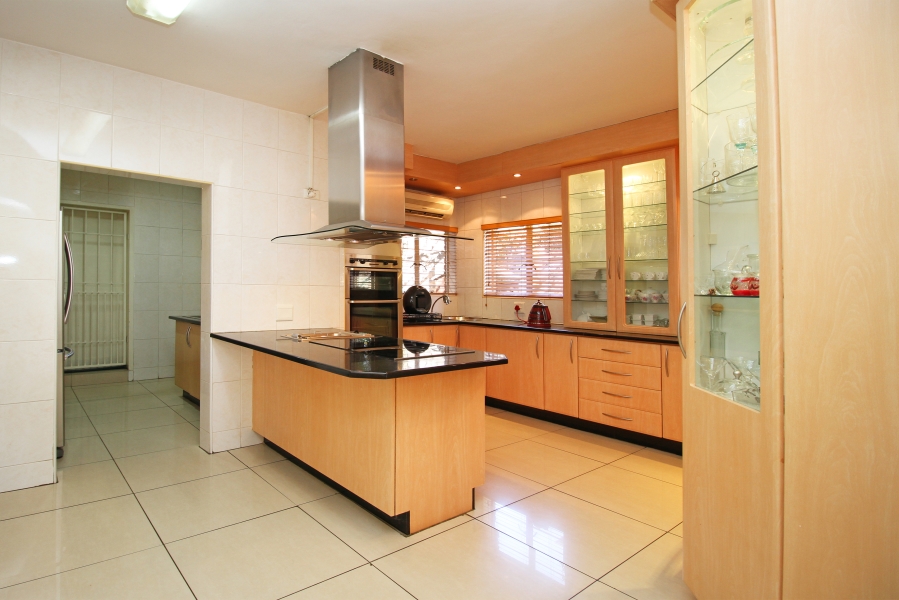 3 Bedroom Property for Sale in Oaklands Gauteng