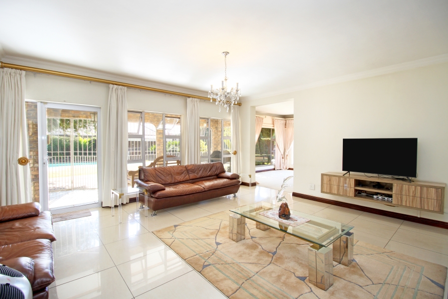 3 Bedroom Property for Sale in Oaklands Gauteng