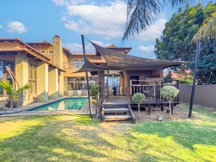 4 Bedroom Property for Sale in Carlswald Gauteng