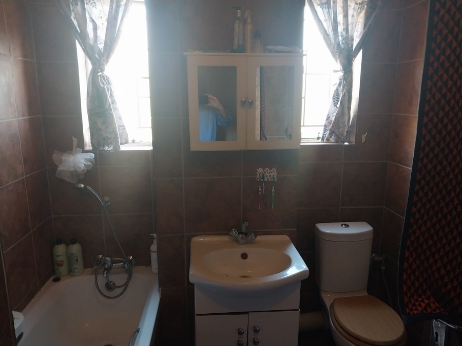 2 Bedroom Property for Sale in Pretoria Gardens Gauteng