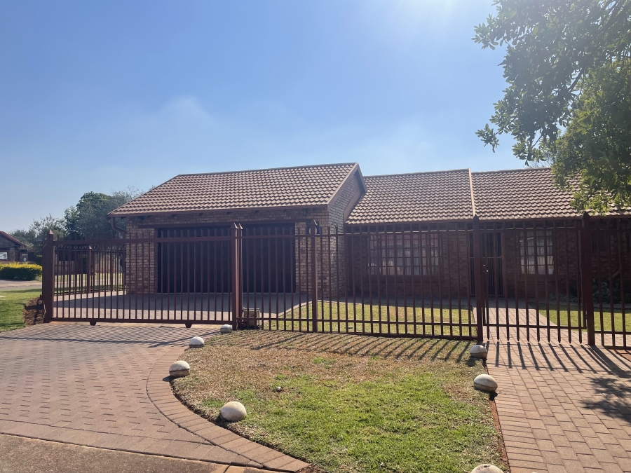 To Let 3 Bedroom Property for Rent in Doornpoort Gauteng