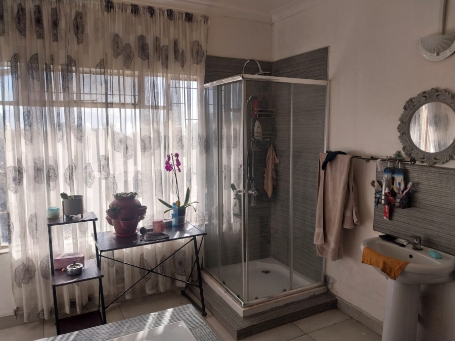 3 Bedroom Property for Sale in Pretoria Gardens Gauteng