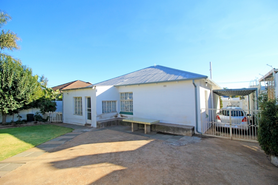 3 Bedroom Property for Sale in Orange Grove Gauteng