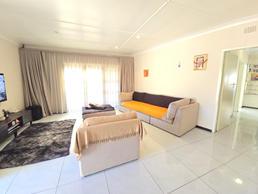 3 Bedroom Property for Sale in Highway Gardens Gauteng