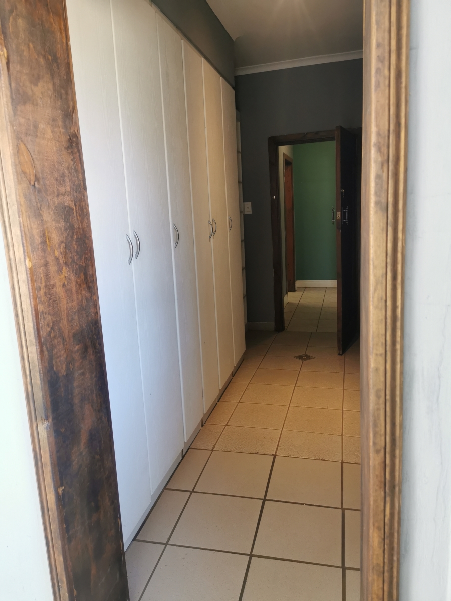 4 Bedroom Property for Sale in Raslouw Gauteng