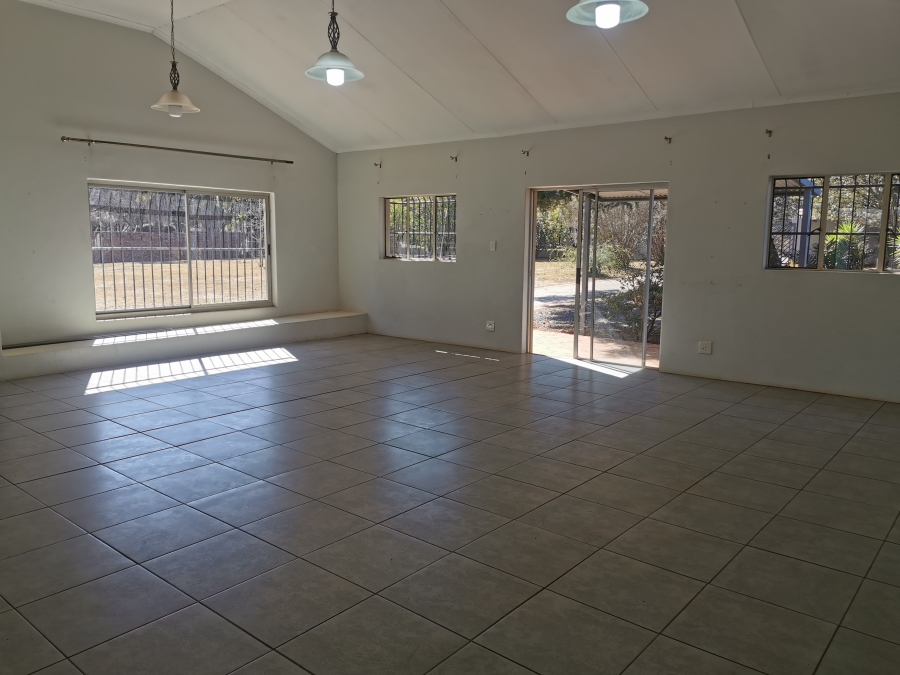 4 Bedroom Property for Sale in Raslouw Gauteng