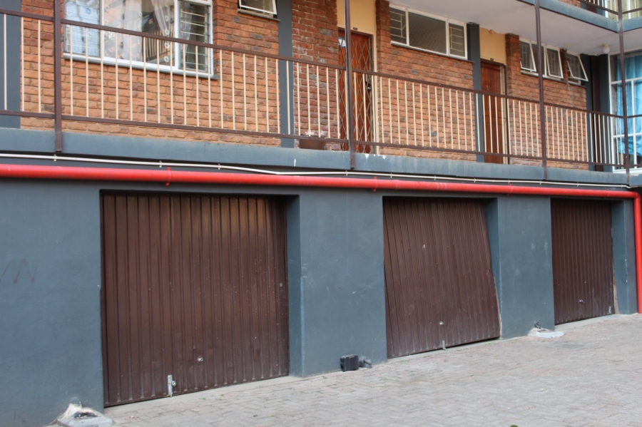 2 Bedroom Property for Sale in Sunnyside Gauteng