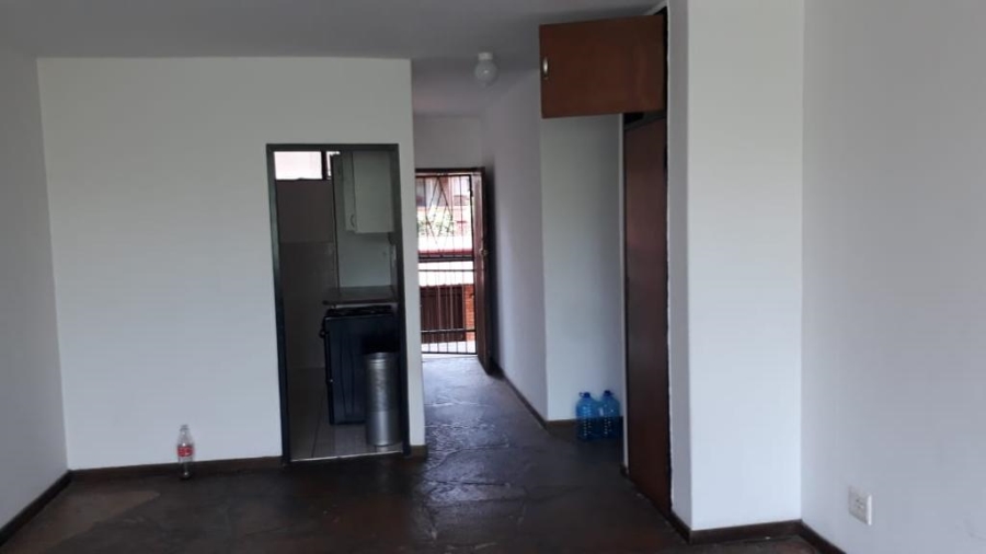 2 Bedroom Property for Sale in Sunnyside Gauteng