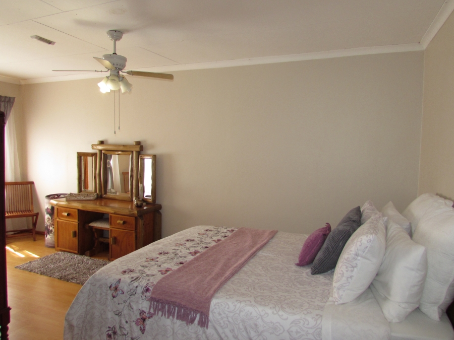 17 Bedroom Property for Sale in Kameeldrift West Gauteng