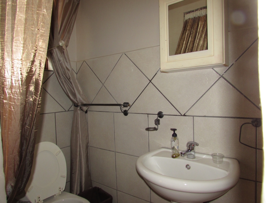 17 Bedroom Property for Sale in Kameeldrift West Gauteng