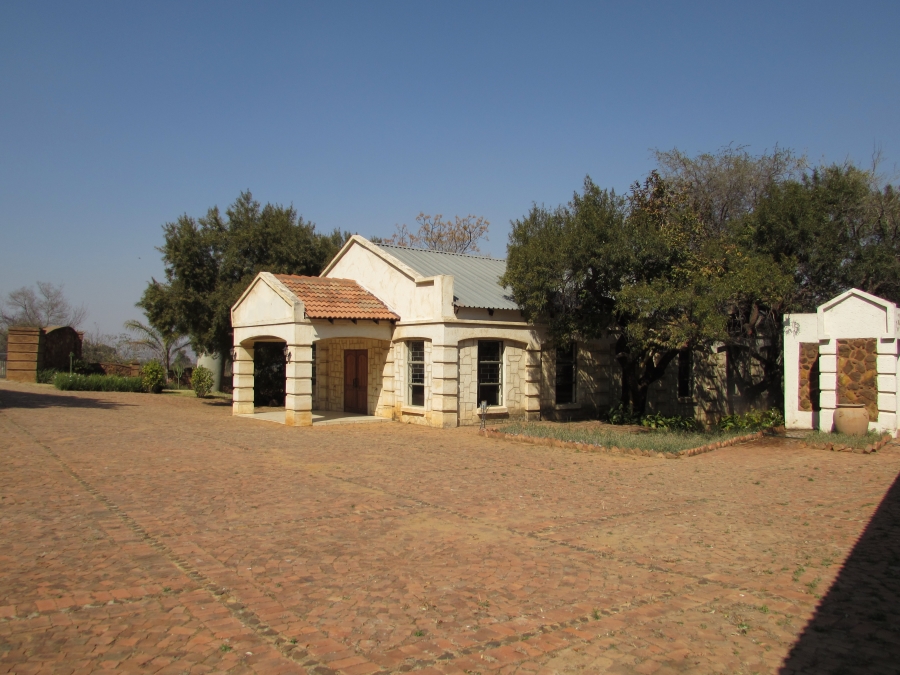 17 Bedroom Property for Sale in Kameeldrift West Gauteng