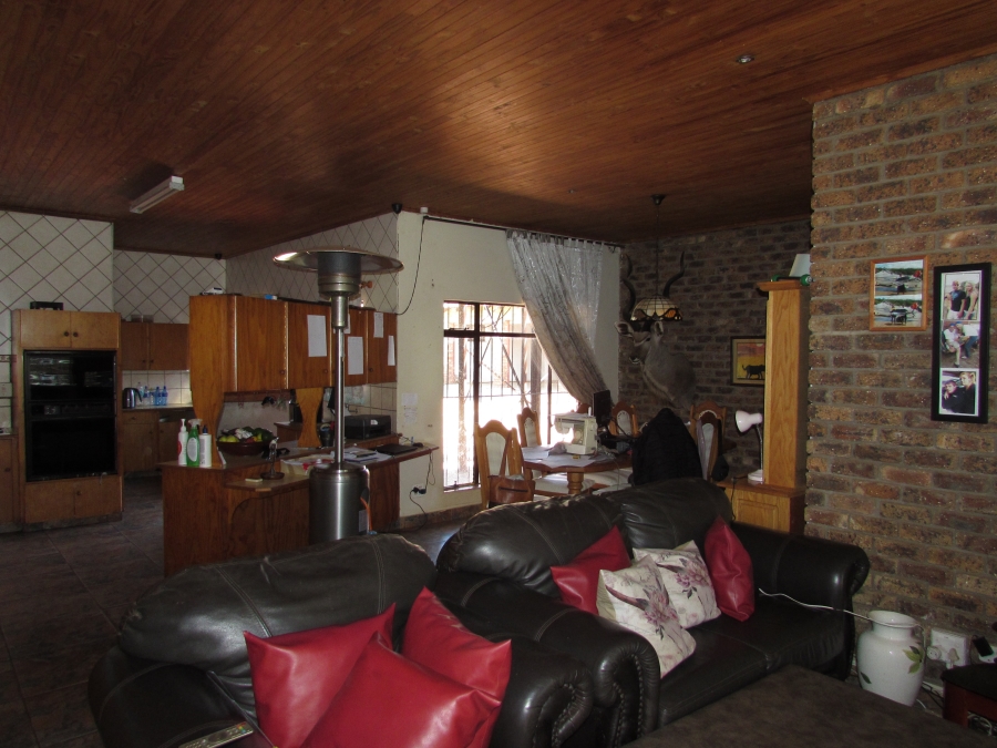 13 Bedroom Property for Sale in Boekenhoutskloof and surround Gauteng