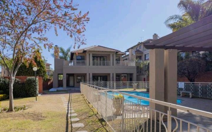 2 Bedroom Property for Sale in Sunninghill Gauteng