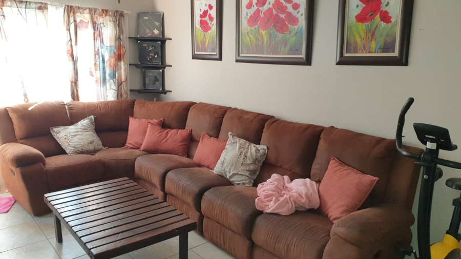 3 Bedroom Property for Sale in Hesteapark Gauteng