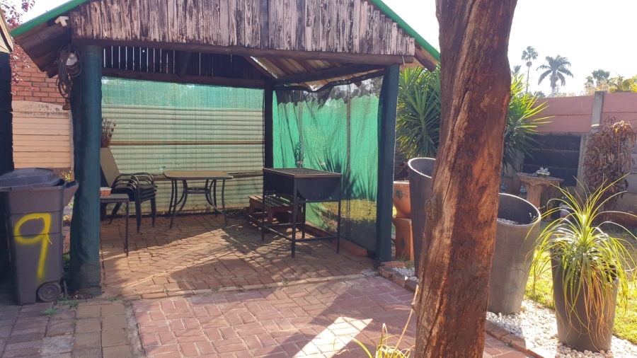 3 Bedroom Property for Sale in Hesteapark Gauteng