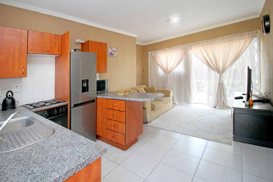 1 Bedroom Property for Sale in Greenstone Hill Gauteng